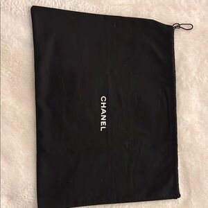 CHANEL lady’s dust bag